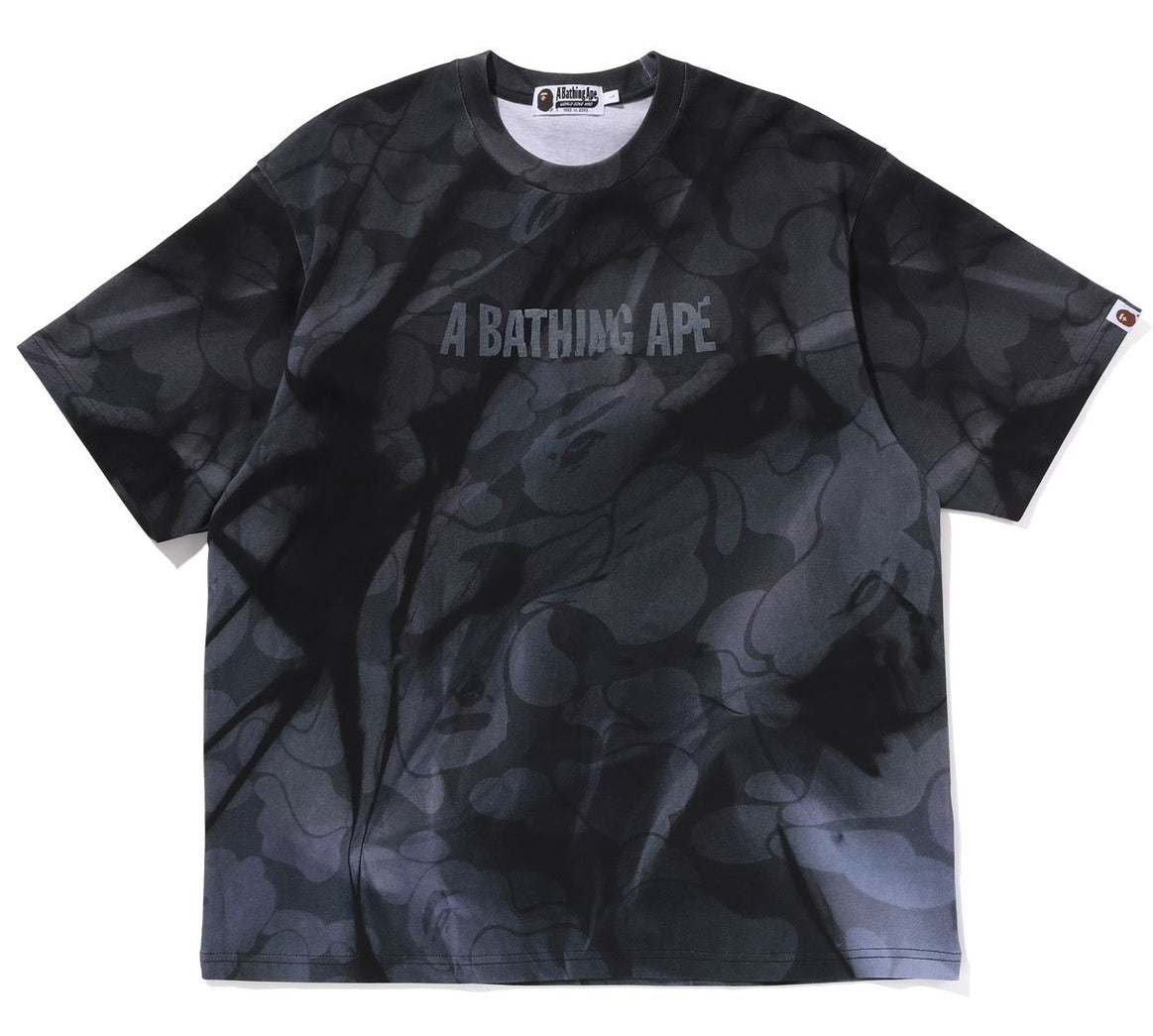 A BATHING APE BAPE OVERALL PRINT LOGO RELAXED FIT TEE BLACK