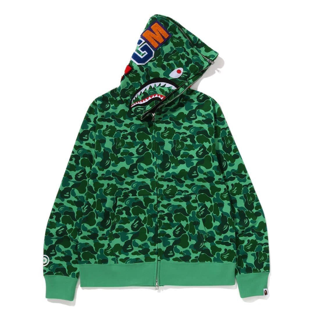A BATHING APE BAPE JAPAN LIMITED COLLECTION BAPE STORE SHIBUYA SEPARATE SHARK FULL ZIP HOODIE