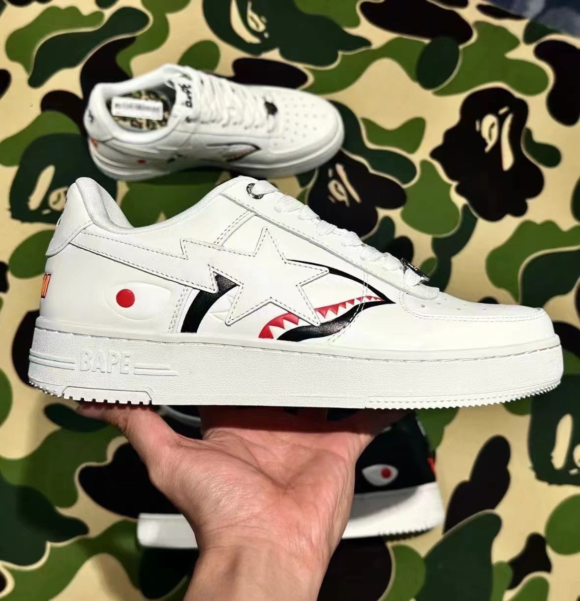 A BATHING APE BAPE STA SHARK WHITE