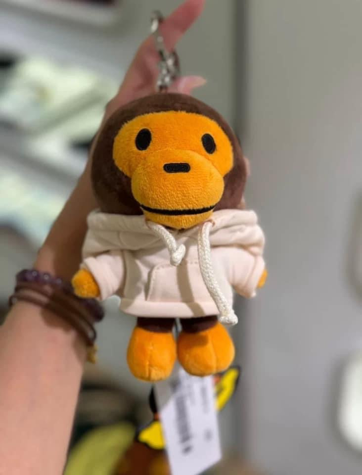 A BATHING APE BAPE BABY MILO STORE BABY MILO PLUSH DOLL KEYCHAIN