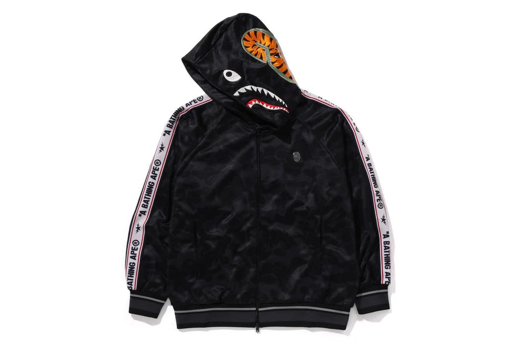 A BATHING APE BAPE SOLID CAMO RELAXED FIT SHARK FULL ZIP HOODIE BLACK