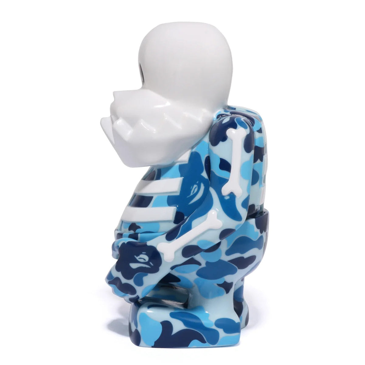 A BATHING APE BAPE BOUNTY HUNTER ABC CAMO SKULL- KUN FIGURE BLUE