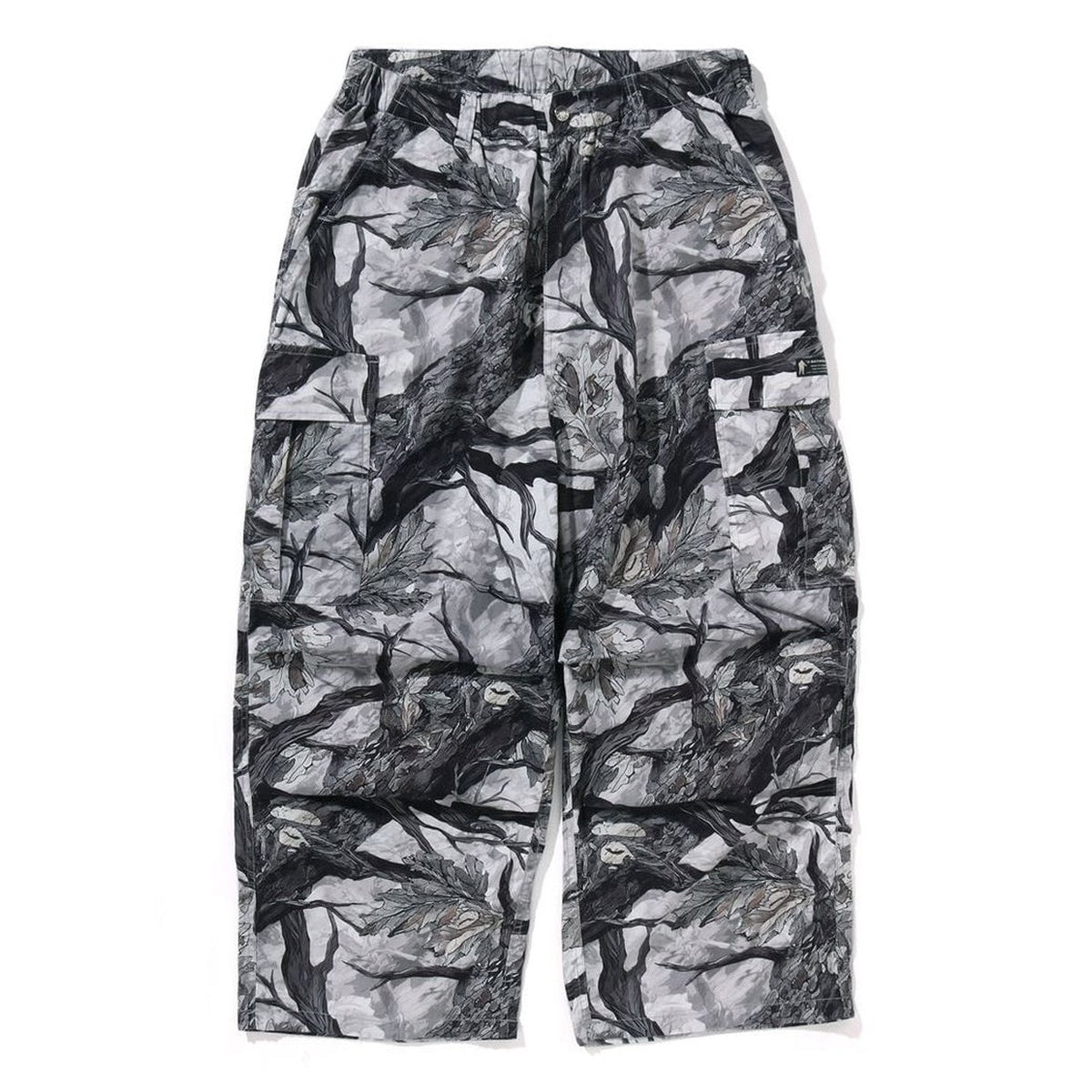 A BATHING APE BAPE TREE EDGE CAMO CARGO PANTS WHITE