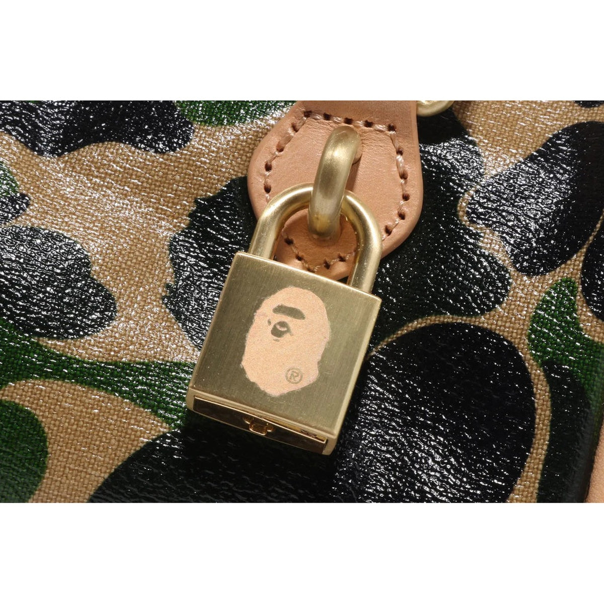 A BATHING APE BAPE Ladies' ABC CAMO MINI SHOULDER BAG GREEN