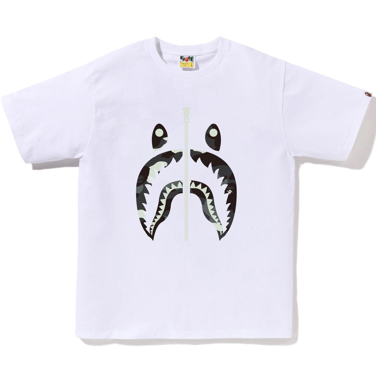 A BATHING APE BAPE CITY CAMO SHARK TEE WHITE