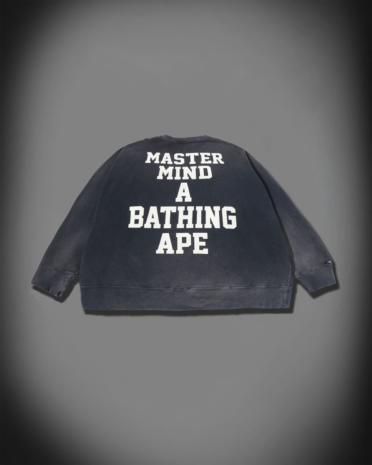 A BATHING APE BAPE x mastermind JAPAN VINTAGE EFFECT CREWNECK BLACK 2