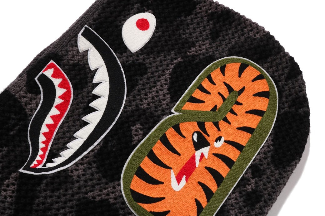 A BATHING APE COLOR CAMO CROCHET RELAXED FIT SHARK FULL ZIP HOODIE BLACK 5