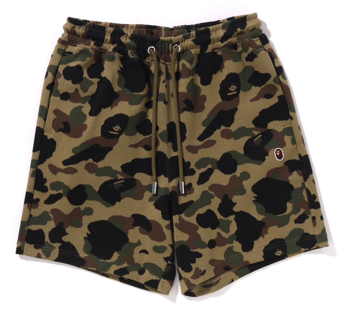 A BATHING APE BAPE 1ST CAMO JACQUARD ONE POINT RELAXED FIT SWEAT SHORTS GREEN