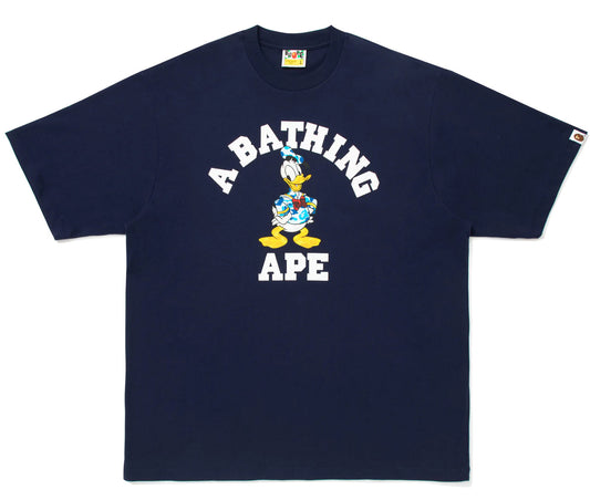 A BATHING APE BAPE x DISNEY DONALD DUCK COLLEGE RELAXED FIT TEE NAVY (NAVY)
