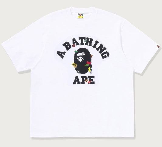 A BATHING APE BAPE STICKER COLLEGE RELAXED FIT TEE WHITE