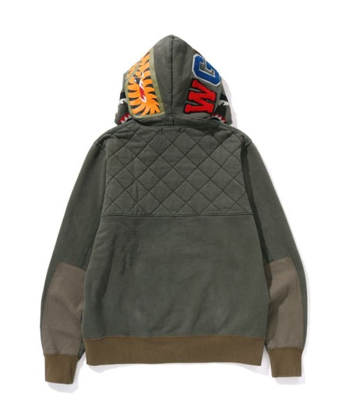 A RISING BAPE MILITARY SHARK FULL ZIP HOODIE ブラック Detail