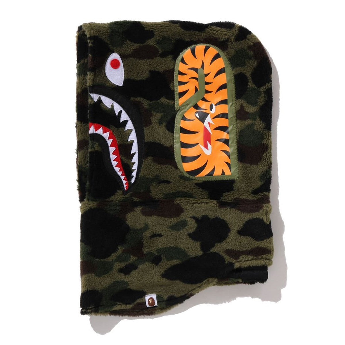 A BATHING APE BAPE 1ST CAMO SHARK BOA SNOOD GREEN