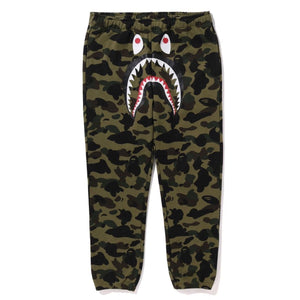 A BATHING APE BAPE 1ST CAMO SHARK SWEAT PANTS GREEN