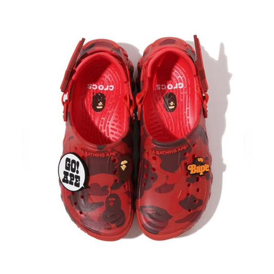 A BATHING APE BAPE CROCS - CLOG COLOR CAMO RED