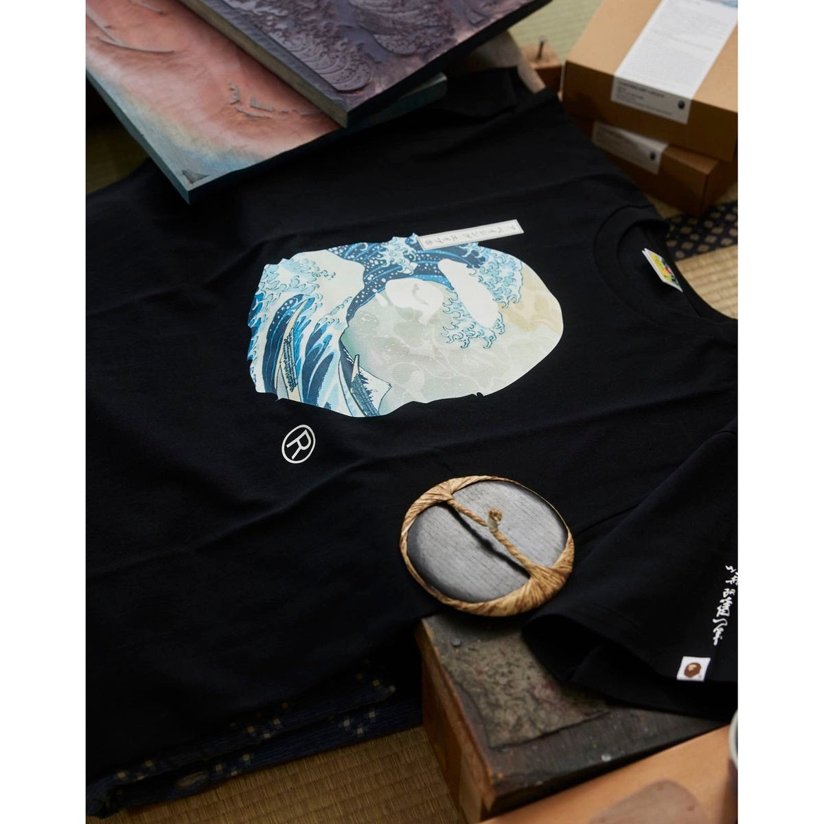 トップス Navy M BAPE x UKIYO-E APE HEAD TEE #1 BAPE x Ukiyo-E Ape Head I Tee Navy Men's - FW25 - US