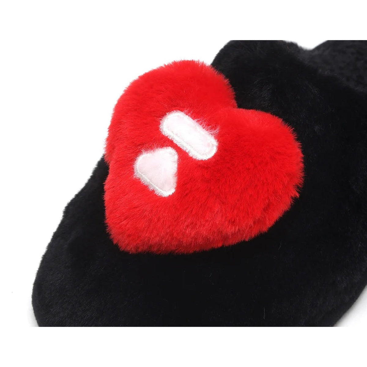A BATHING APE BAPE APEE HEART FURRY SLIPPER BLACK