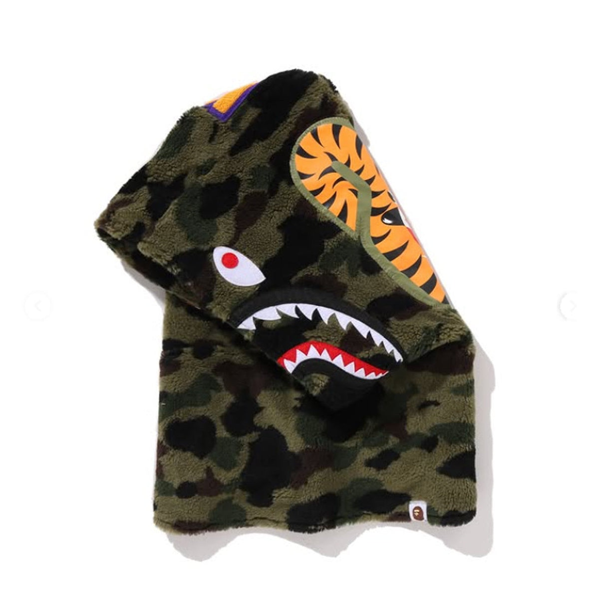 A BATHING APE BAPE 1ST CAMO SHARK BOA SNOOD GREEN
