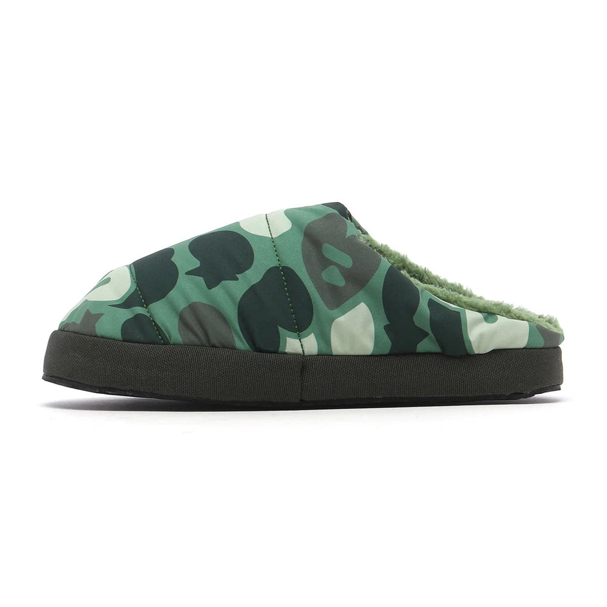 A BATHING APE BAPE APEE CAMO SHERPA SLIPPER GREEN